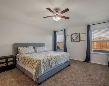 4008 Spur Trail Drive - Photo Thumbnail 4