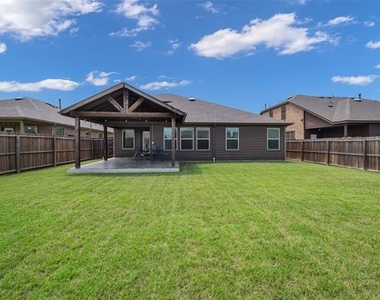 4008 Spur Trail Drive - Photo Thumbnail 16
