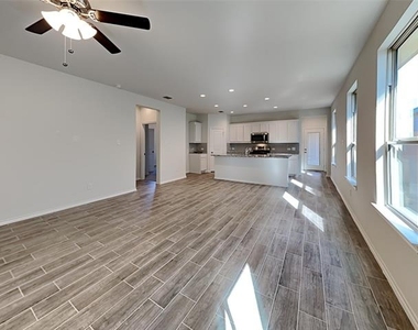 1650 Briar Hunt Drive - Photo Thumbnail 1