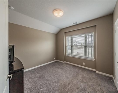 1116 Kingbird Lane - Photo Thumbnail 2