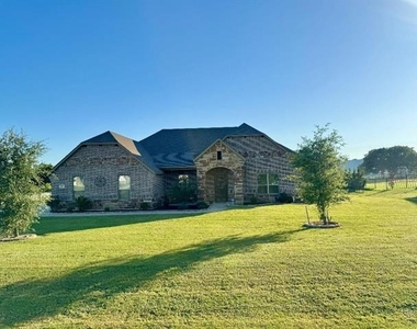 217 Maverick Court - Photo Thumbnail 30