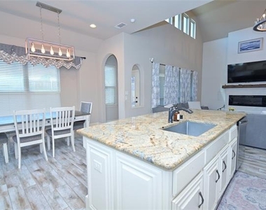 3207 Pampa - Photo Thumbnail 11