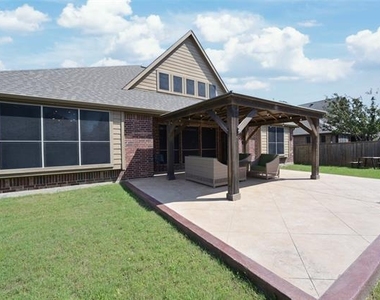3207 Pampa - Photo Thumbnail 36
