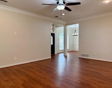 6308 Glen Echo Lane - Photo Thumbnail 1
