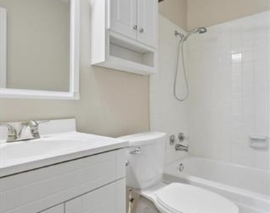 5722 Westchase Drive - Photo Thumbnail 20