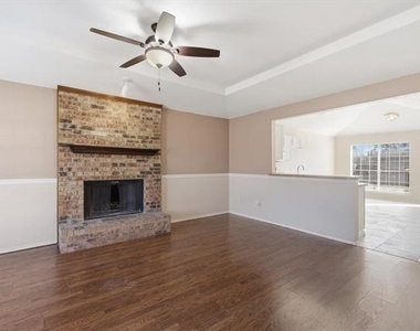 5722 Westchase Drive - Photo Thumbnail 13