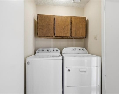 5722 Westchase Drive - Photo Thumbnail 22