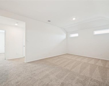 4104 Malachite Drive - Photo Thumbnail 11