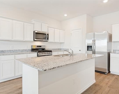 4104 Malachite Drive - Photo Thumbnail 4