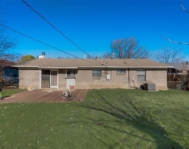 2000 Melissa Street - Photo Thumbnail 26