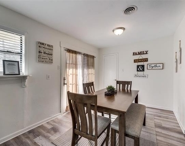 2000 Melissa Street - Photo Thumbnail 16
