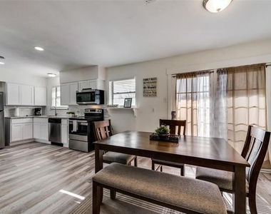 2000 Melissa Street - Photo Thumbnail 14