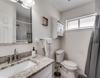 2000 Melissa Street - Photo Thumbnail 22