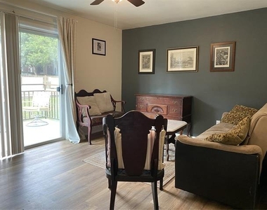 1500 Lake Shore Drive - Photo Thumbnail 2