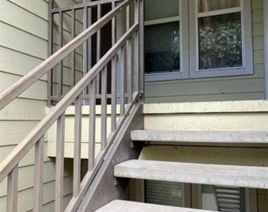 1500 Lake Shore Drive - Photo Thumbnail 11