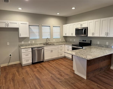 308 Gammill Street - Photo Thumbnail 9