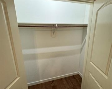 308 Gammill Street - Photo Thumbnail 23