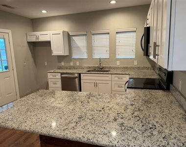 308 Gammill Street - Photo Thumbnail 12