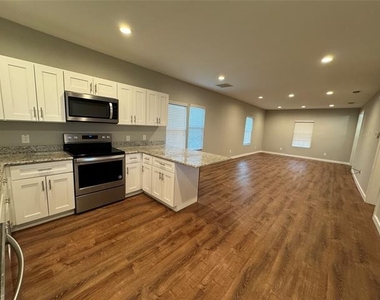 308 Gammill Street - Photo Thumbnail 17
