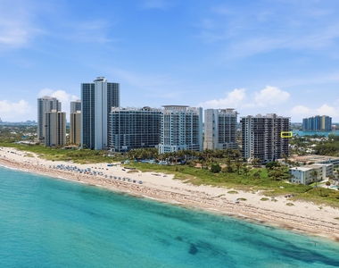 3400 N Ocean Drive - Photo Thumbnail 33