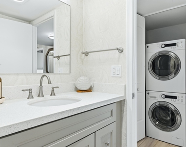 3400 N Ocean Drive - Photo Thumbnail 19