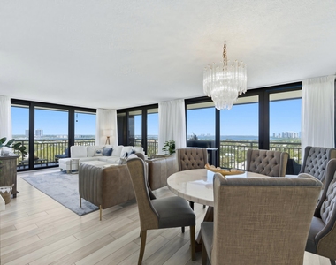 3400 N Ocean Drive - Photo Thumbnail 2