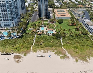 3400 N Ocean Drive - Photo Thumbnail 34