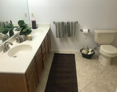 228 Samuel Boulevard - Photo Thumbnail 9
