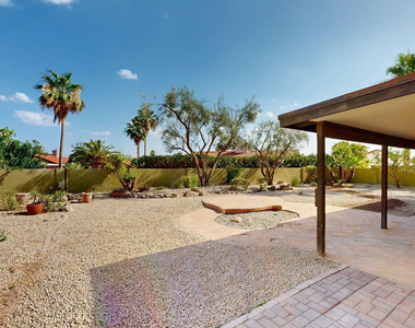 10575 E Mission Lane - Photo Thumbnail 25