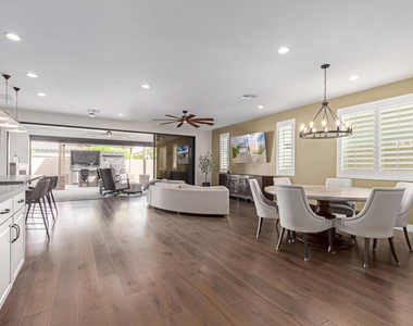 17494 W Middlebury Street - Photo Thumbnail 7
