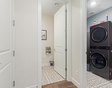 17494 W Middlebury Street - Photo Thumbnail 31