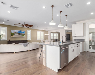 17494 W Middlebury Street - Photo Thumbnail 15