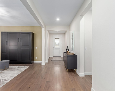 17494 W Middlebury Street - Photo Thumbnail 2
