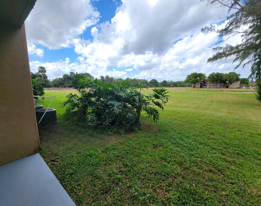 1101 N Benoist Farms Road - Photo Thumbnail 8