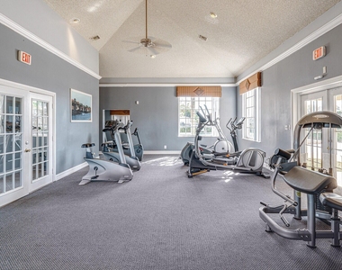 1101 N Benoist Farms Road - Photo Thumbnail 13