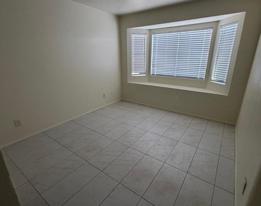 925 S Longmore - Photo Thumbnail 8