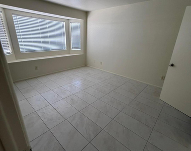 925 S Longmore - Photo Thumbnail 7