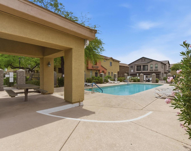 2250 E Deer Valley Road - Photo Thumbnail 20