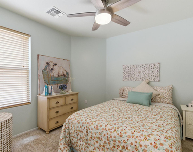2250 E Deer Valley Road - Photo Thumbnail 11