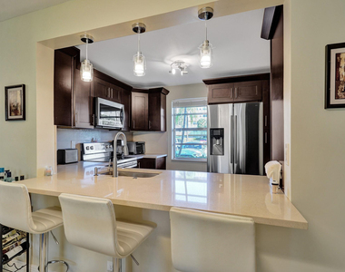 401 Se 3rd Street - Photo Thumbnail 33