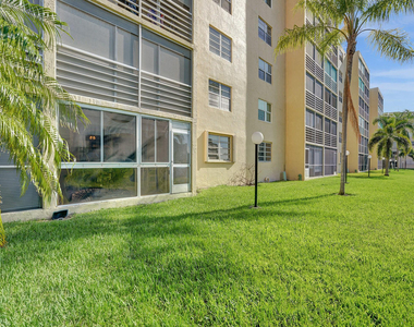 401 Se 3rd Street - Photo Thumbnail 37