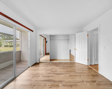 127 Westbury G - Photo Thumbnail 21