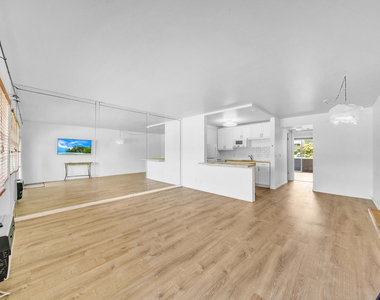 127 Westbury G - Photo Thumbnail 4