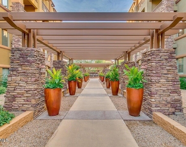 5450 E Deer Valley Drive - Photo Thumbnail 13