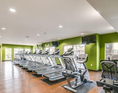 5450 E Deer Valley Drive - Photo Thumbnail 26