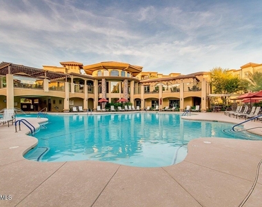 5450 E Deer Valley Drive - Photo Thumbnail 15