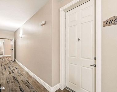 5450 E Deer Valley Drive - Photo Thumbnail 12
