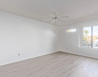 3500 N Hayden Road - Photo Thumbnail 10