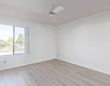 3500 N Hayden Road - Photo Thumbnail 11