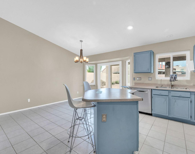 16916 E Alamosa Avenue - Photo Thumbnail 3